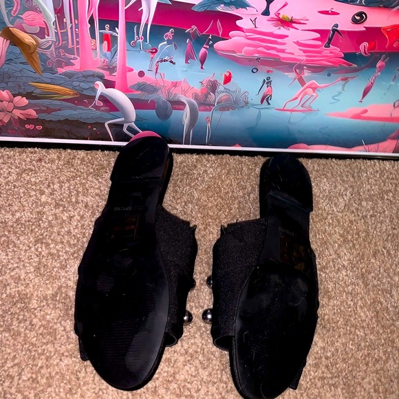 Gorgeous dressy sandals. Size 8.5 - Picture 3 of 3